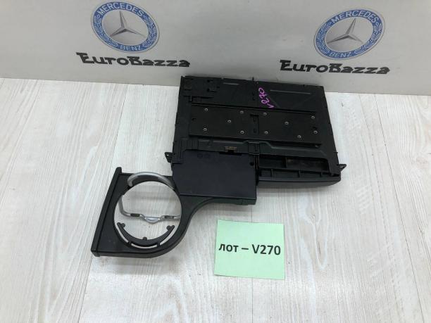 Подстаканники Mercedes R230 A2306800750