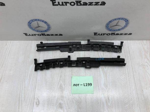 Направляющая проводки Mercedes W203 A2038212389