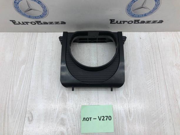 Подрулевой кожух Mercedes R230 A2304600095