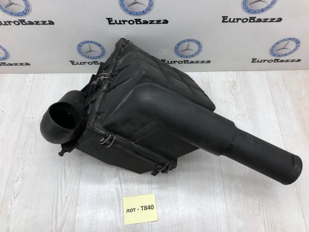 Корпус воздушного фильтра Mercedes W202 A1110940202