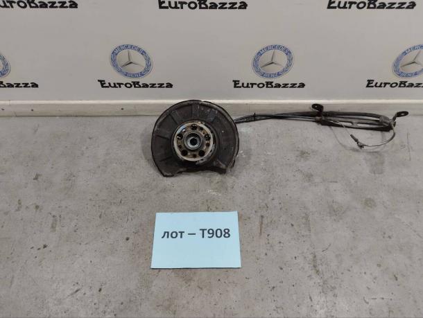 Кулак задний правый Mercedes W218 A2123500241