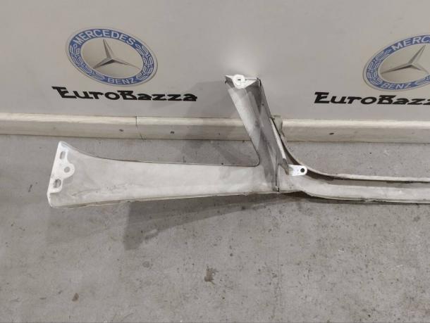 Передняя накладка под фары Mercedes W906 Sprinter A9066200124