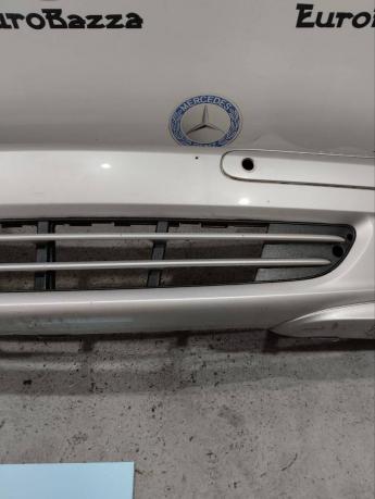 Передний бампер Mercedes W203 A2038853025