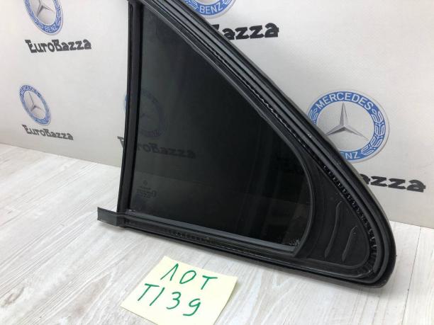 Форточка задней правой двери Mercedes W220 A2207300420