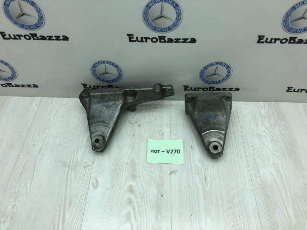 Кронштейн опоры двигателя Mercedes М113 A1132231404