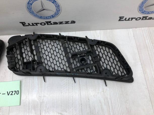 Решетка капота Mercedes R230 A2308300118