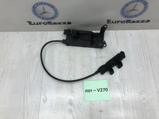 Блок управления центральным замком Mercedes R230 A2308200075