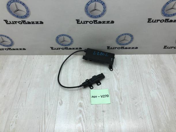 Блок KeyLess Go левый Mercedes R230 A2308200075