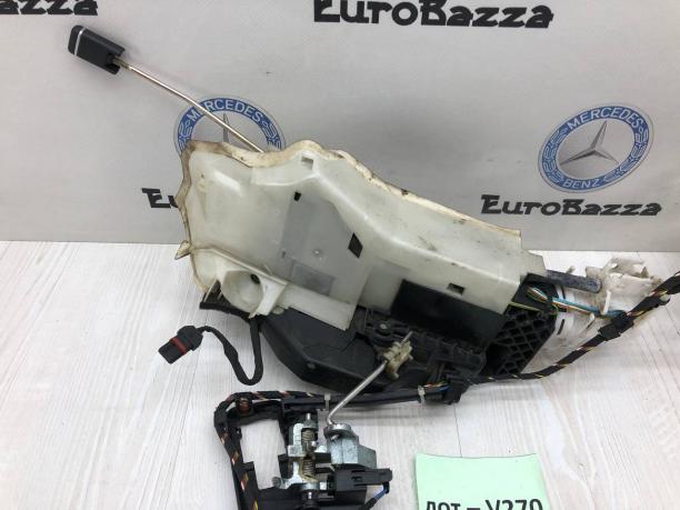 Замок правой двери KeyLess Go Mercedes R230 А2307200635 А2307200635