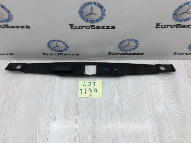 Накладка на замок багажника Mercedes W220 A2207500193