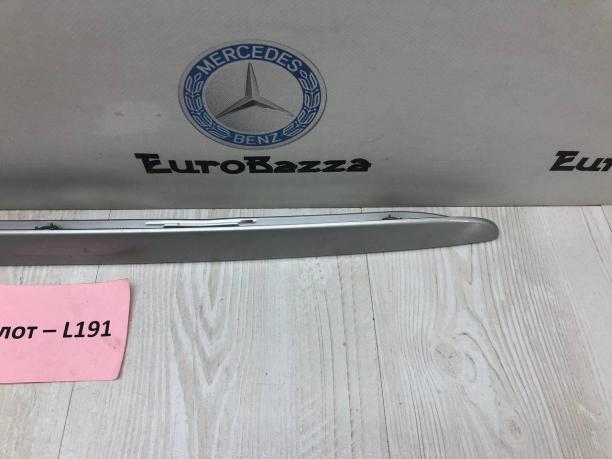 Молдинг крышки багажника Mercedes R170 A1707580038