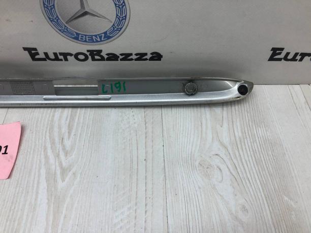 Молдинг крышки багажника Mercedes R170 A1707580038