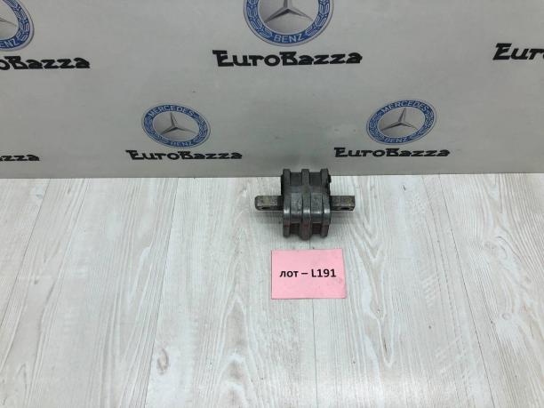 Подушка АКПП Mercedes R170 A1402401318