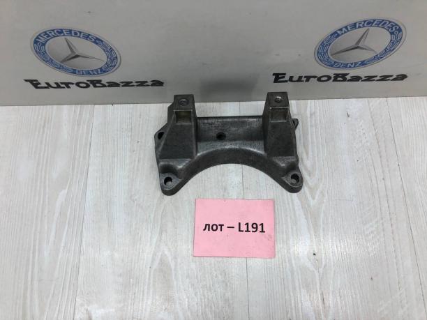 Кронштейн опоры АКПП Mercedes R170 A1402421340