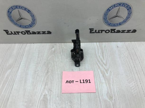 Замок капота Mercedes R170 A1708800160