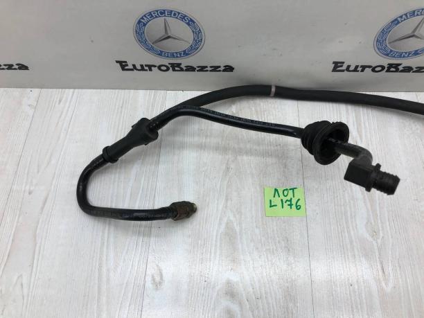 Вакуумная трубка Mercedes W202 A2024304129