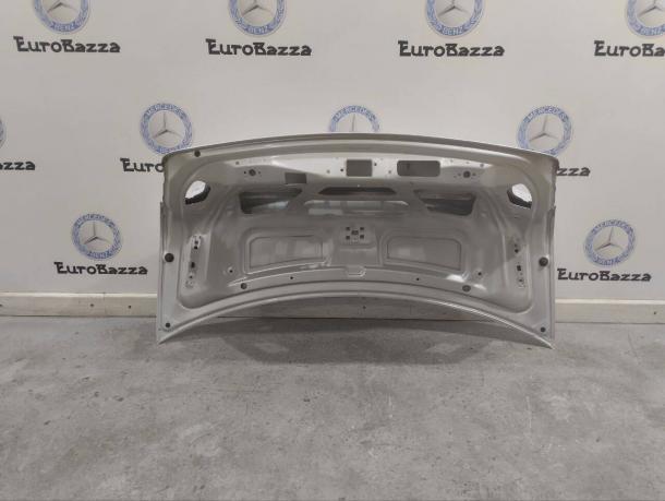 Крышка багажника Mercedes W207 A2077500175