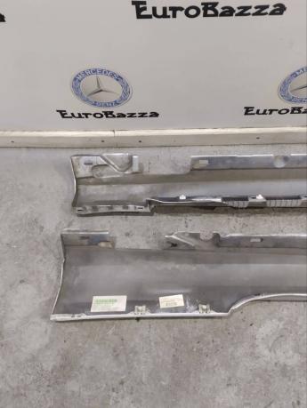 Накладка порога пластиковая Mercedes W207 A2076901540