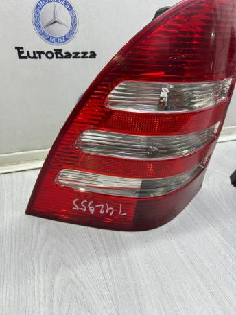 Фонарь задний Mercedes W203 Wagon A2038202320