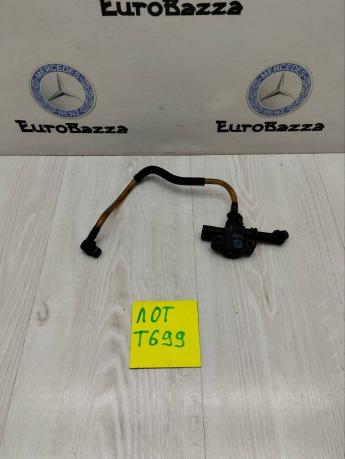 Клапан топливный Mercedes Om646 A6110780049