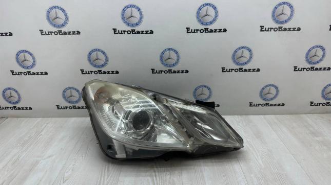 Фара правая Mercedes W207 A2078203261