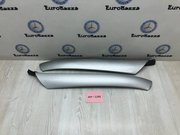 Накладка передней стойки кузова Mercedes R170 A1706900187