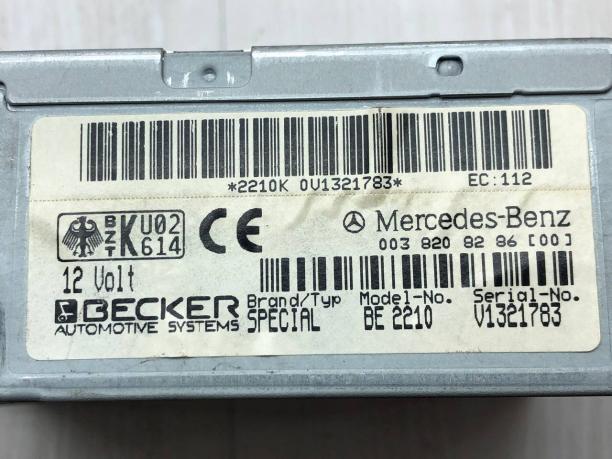 Кассетная магнитола Mercedes W202 A0038208286