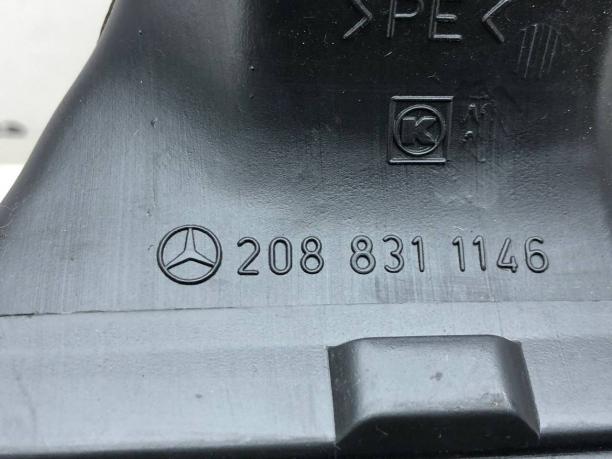 Воздушный канал дефлектора торпеды Mercedes W202 A2028310946