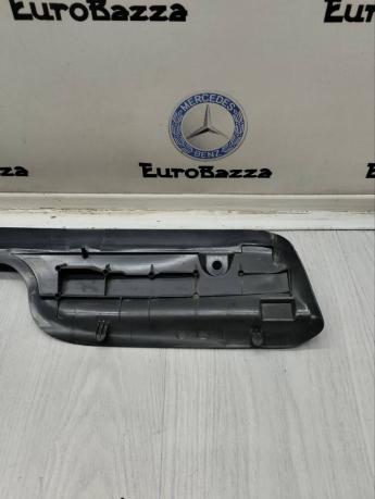 Накладка погрузочного контура Mercedes R230 A2306930020