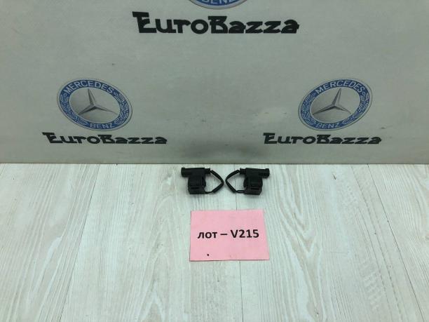 Форсунка омывателя лобового стекла Mercedes R171 A2308600347