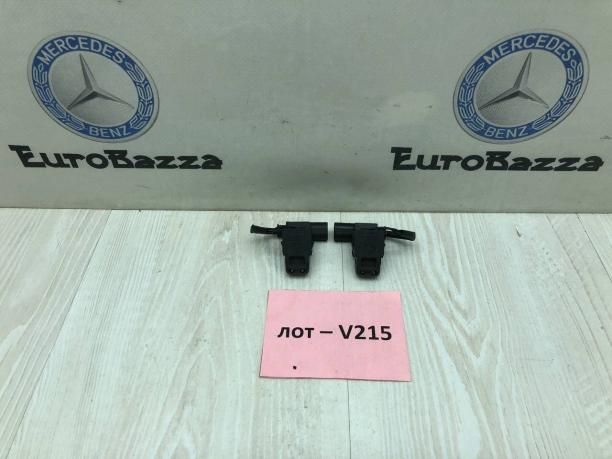 Форсунка омывателя лобового стекла Mercedes R171 A2308600347