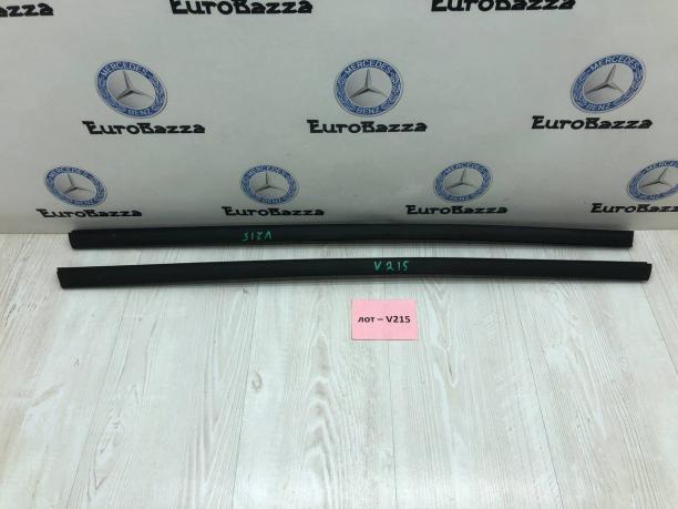 Бархотка стекла двери Mercedes R171 А1717250165 А1717250165