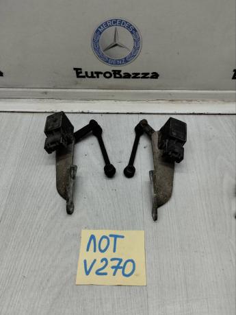 Датчик уровня подвески передний Mercedes R230 A0025428818