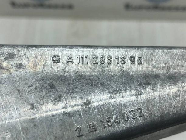 Кронштейн впускного коллектора Mercedes М111 A1112361395