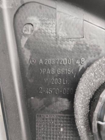 Крышка зеркала внутренняя Mercedes W203 A2037200148