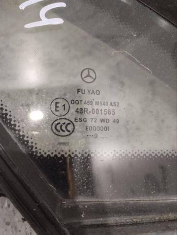 Задняя форточка с уплотнителем Mercedes W207 А2076700339 А2076700339