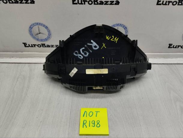 Панель приборов Mercedes W211 A2115409147