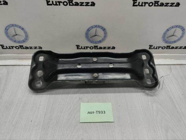 Подушка АКПП на площадке Mercedes W211 A2122400418