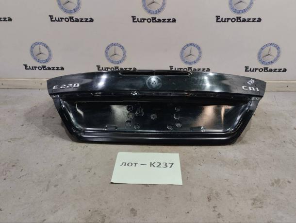 Крышка багажника Mercedes W211 A2117500075