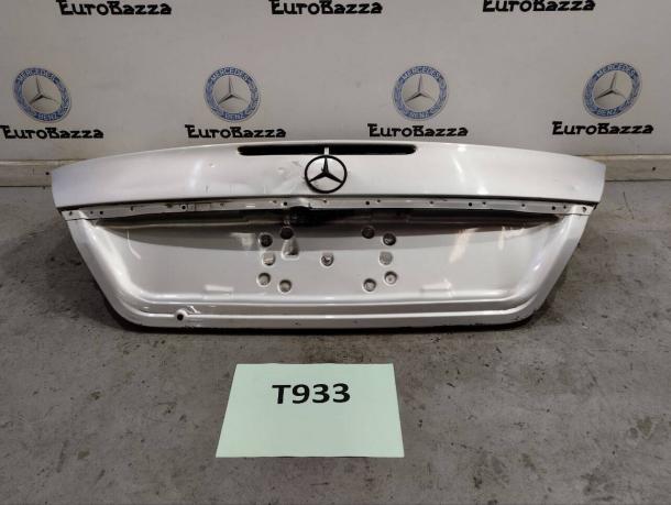 Крышка багажника Mercedes W211 A2117500375