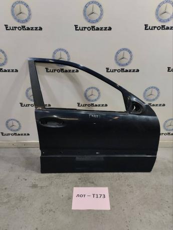 Дверь передняя  правая  Mercedes W203 A2037200205