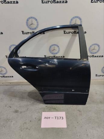 Дверь задняя правая Mercedes W203 A2037300805