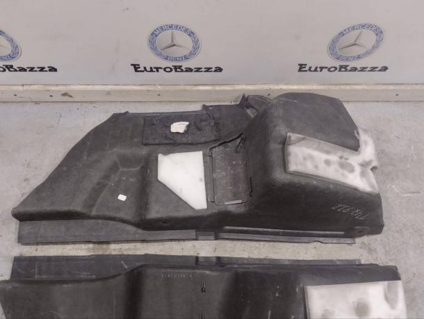 Обшивка багажника Mercedes W211 A2116907054