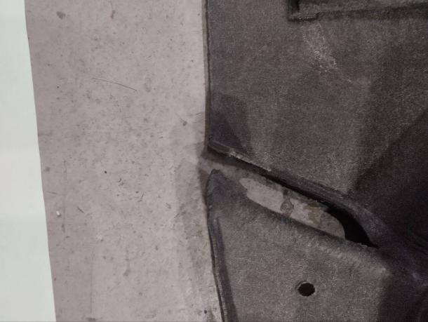 Обшивка багажника Mercedes W211 A2116907054