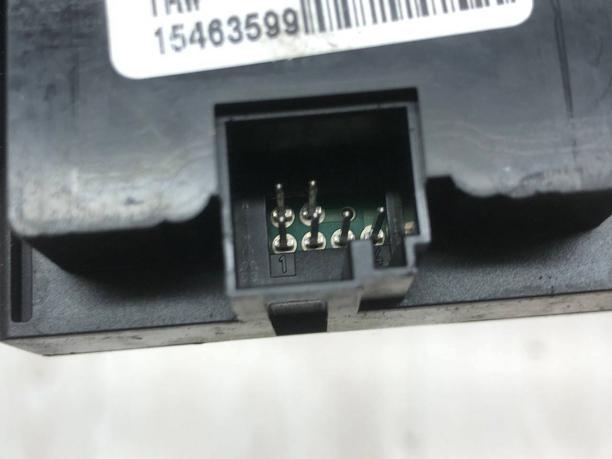Кнопка стояночного тормоза Mercedes W166 A2469050451