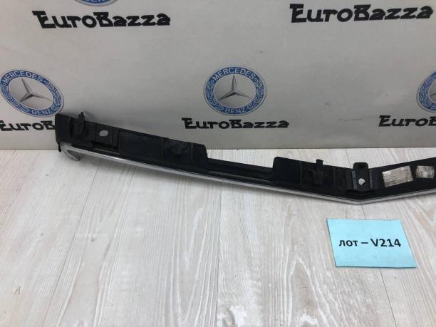 Молдинг капота Mercedes W207 A2078880560