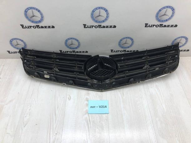 Решетка радиатора Mercedes W207 A2078880183