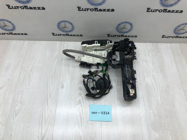 Замок правой двери Mercedes W207 A2047202435