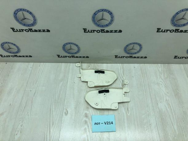 Крышка замка двери Mercedes W207 A2077230108