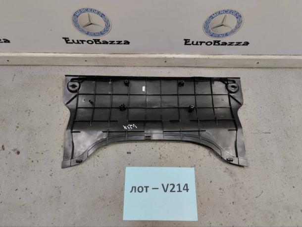 Пластик багажника передний Mercedes W207 A2046904630